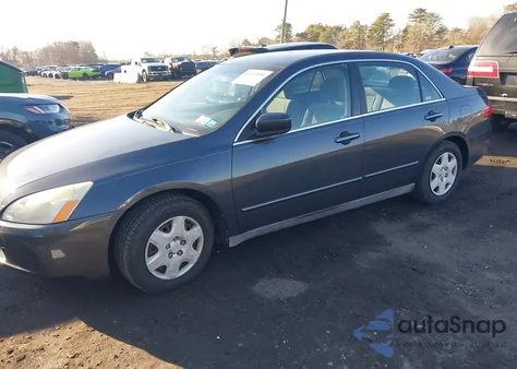 2005 Honda Accord 2.4 Lx z USA, uszkodzony, nr VIN 1HGCM56495A100139